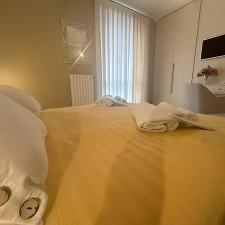 Apartment Versomare House